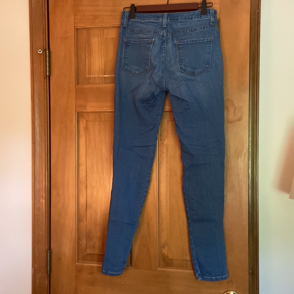 Fashionnova Mid-rise Skinny Jeans Medium Wash - Picture 4 of 6